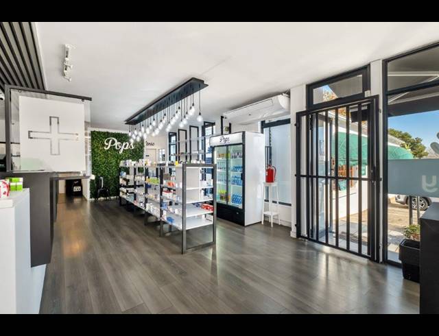 420M² BUSINESS FOR SALE IN PARKTOWN NORTH